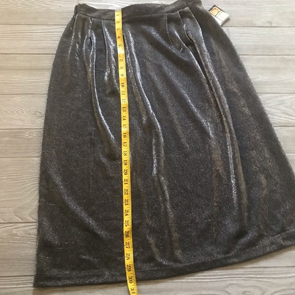 VINTAGE Black Metallic Midi Skirt By Carroll Reed NWT - Picture 9 of 10